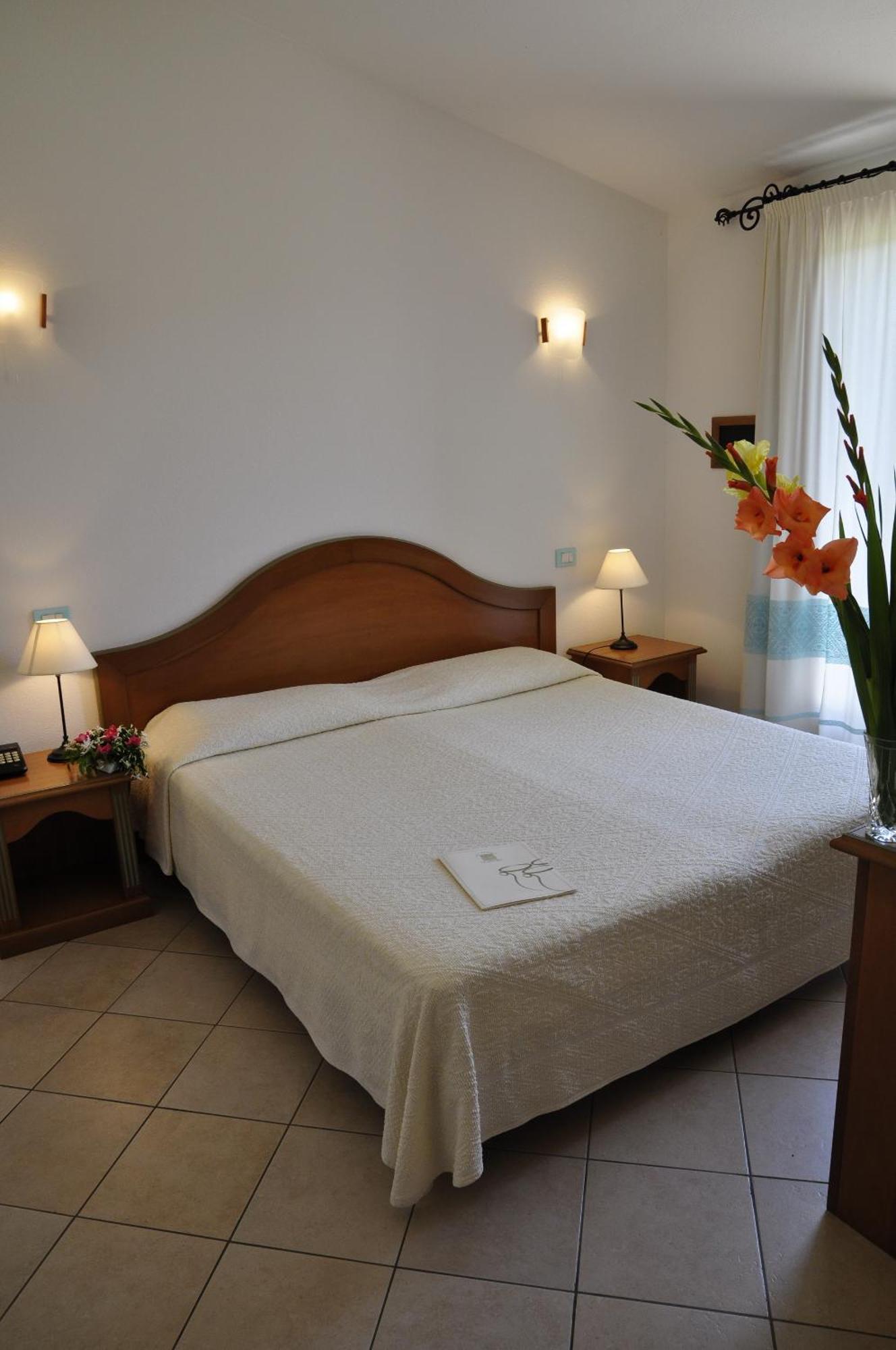 Le Anfore Hotel Виласимиус Екстериор снимка