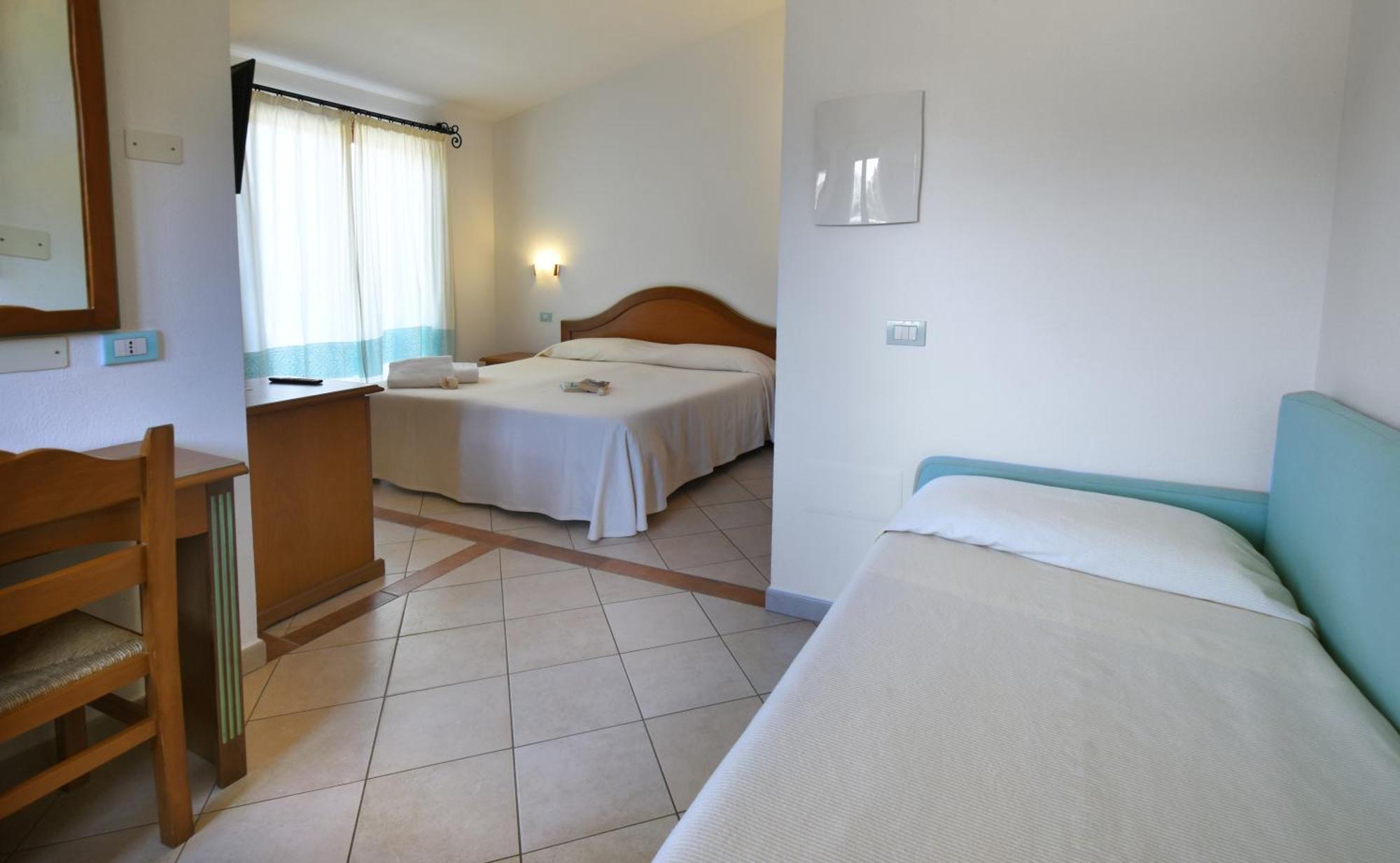 Le Anfore Hotel Виласимиус Екстериор снимка